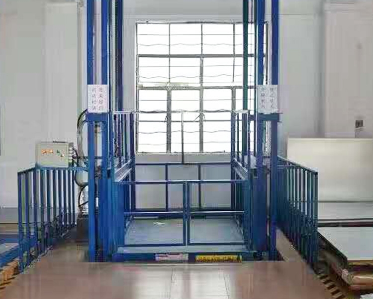 厂房货梯